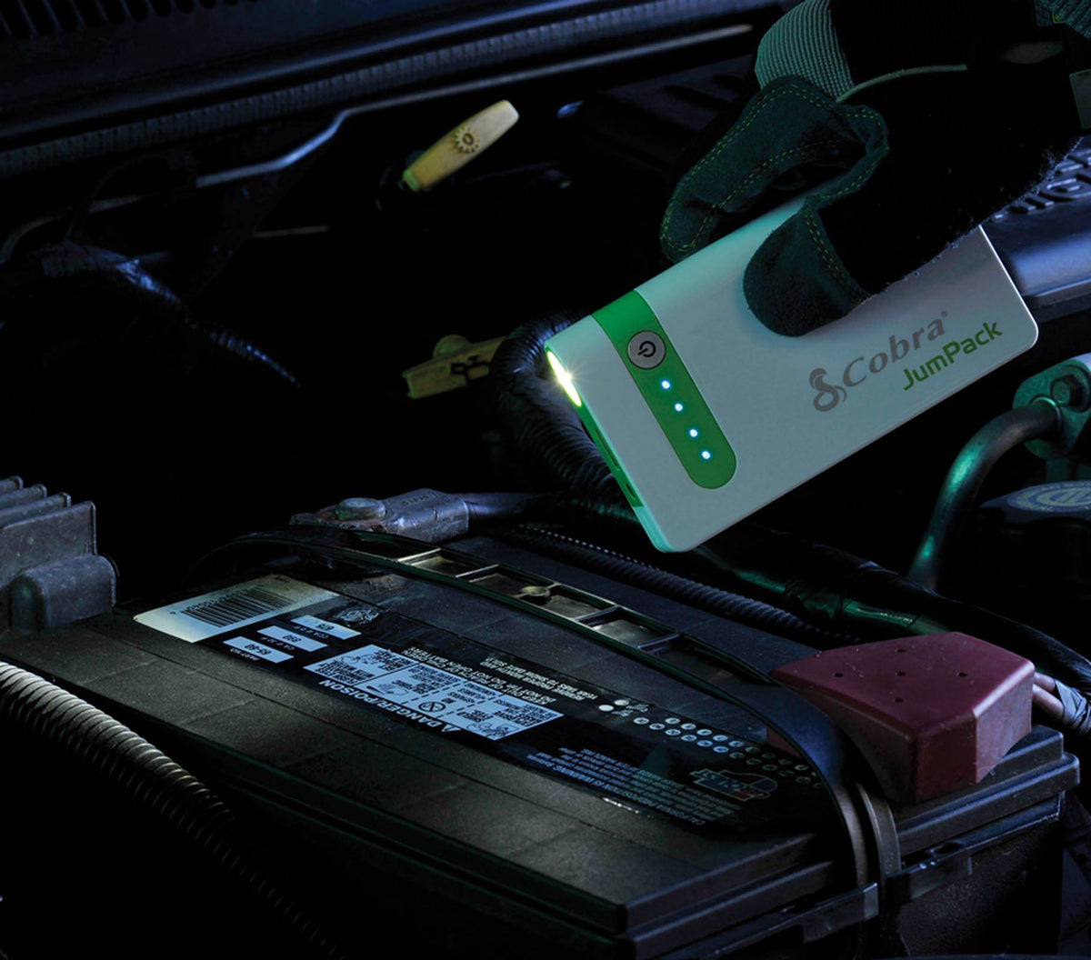 (6) Cobra JumPack 400 Amp Car Jump Starter & Mobile Device Chargers | CPP-7500