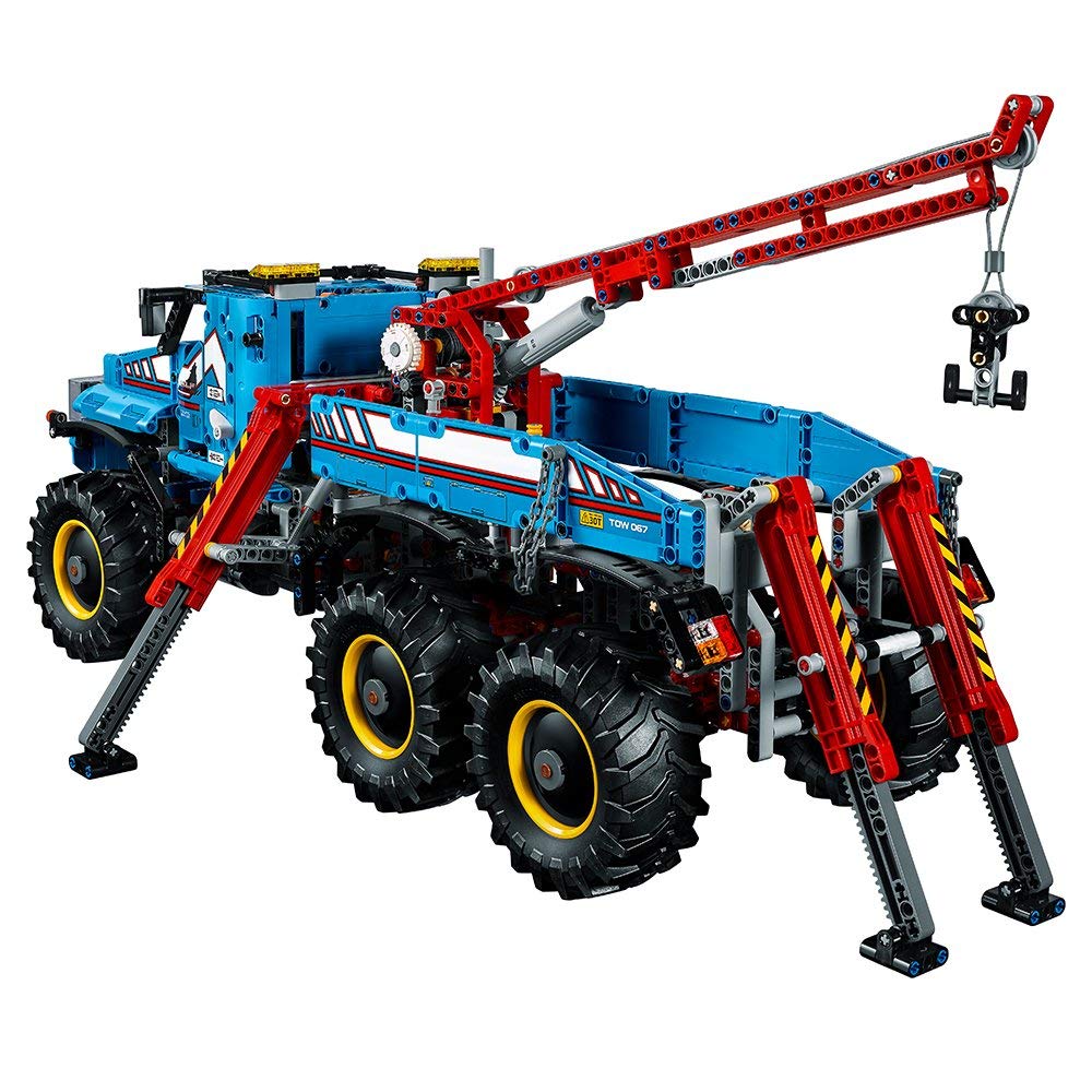 LEGO Technic All Terrain Tow Truck 1,862 Piece Building Kit (Open Box)