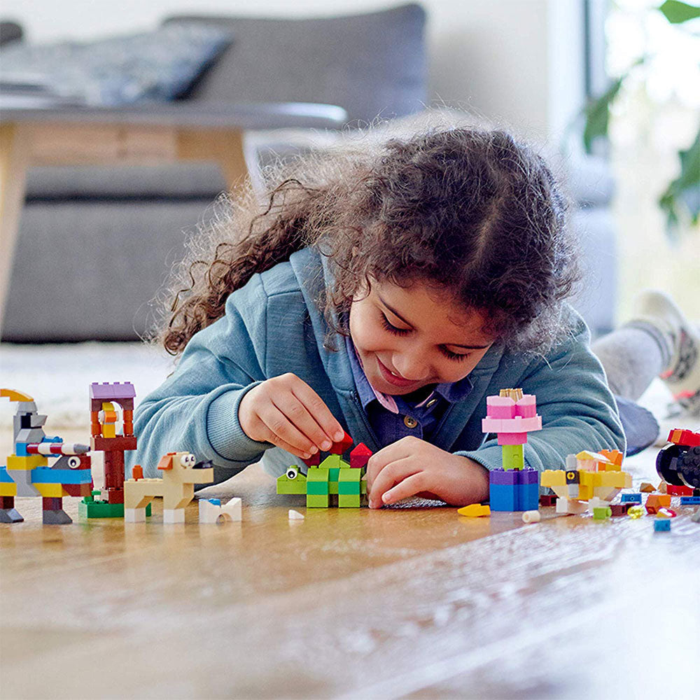 LEGO 6250766 Classic 300 Piece Basic Multicolor Bricks, Wheels, and Eyes Set