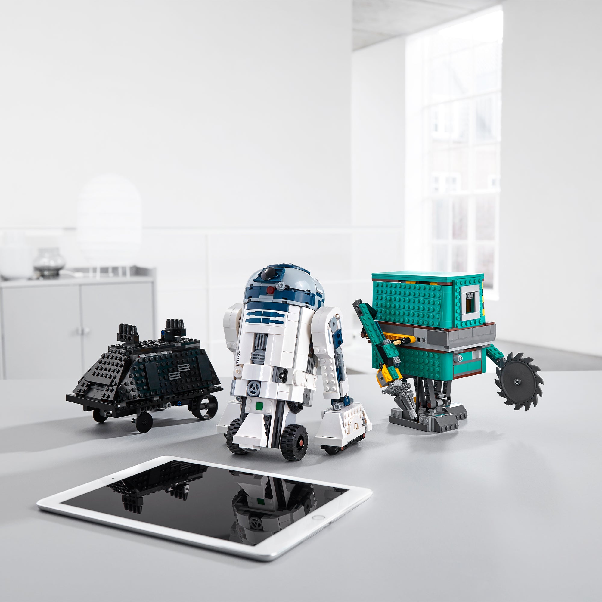 LEGO 75253 Star Wars Boost Droid Commander R2-D2 Building Kit (1,177 Pieces)