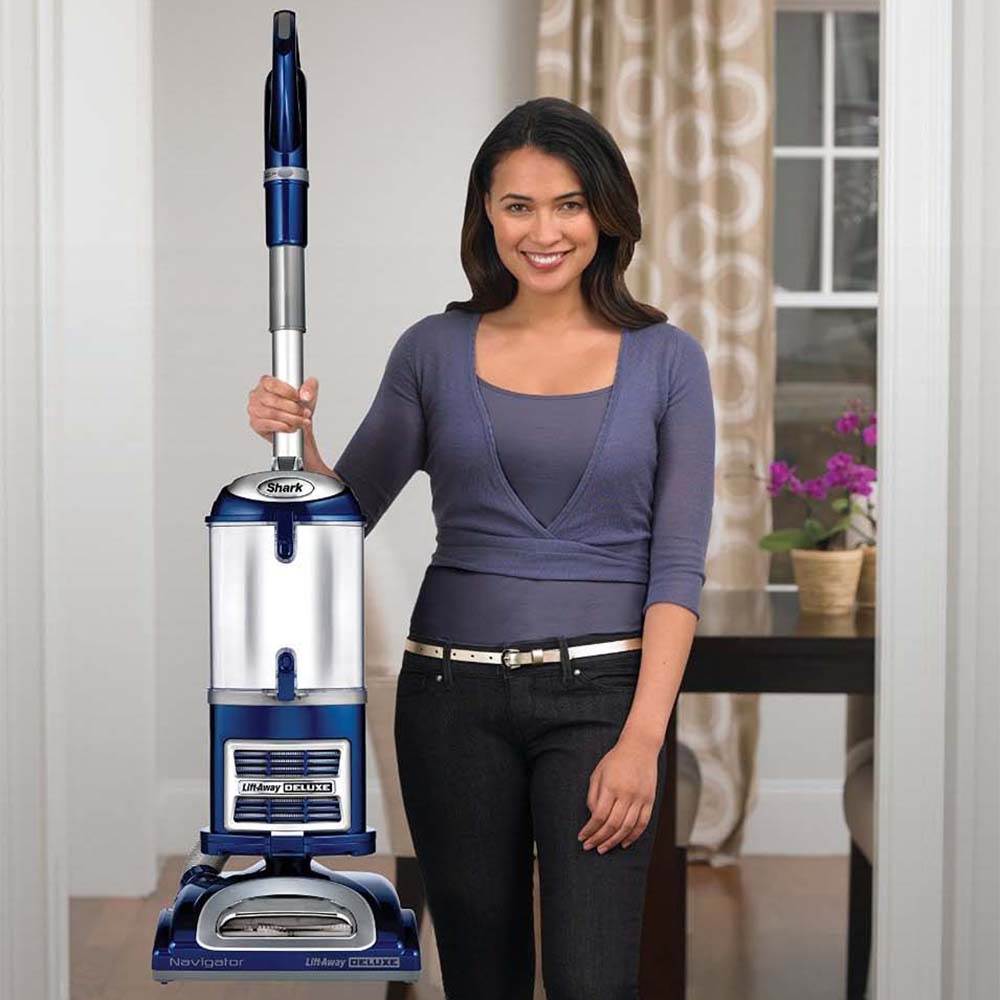 Shark Navigator Lift-Away Deluxe Blue Vacuum (Certified Refurbished) (Open Box)