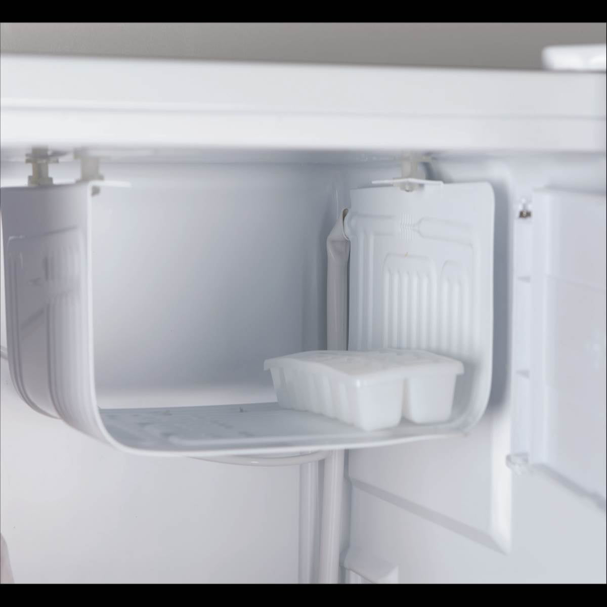 Haier 2.7-Cubic Foot Compact Fridge With Half-Width Freezer, White (Damaged)