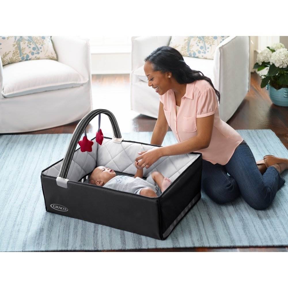 Graco Pack 'n Play Playard Smart Stations with Changer Presley (Open Box)