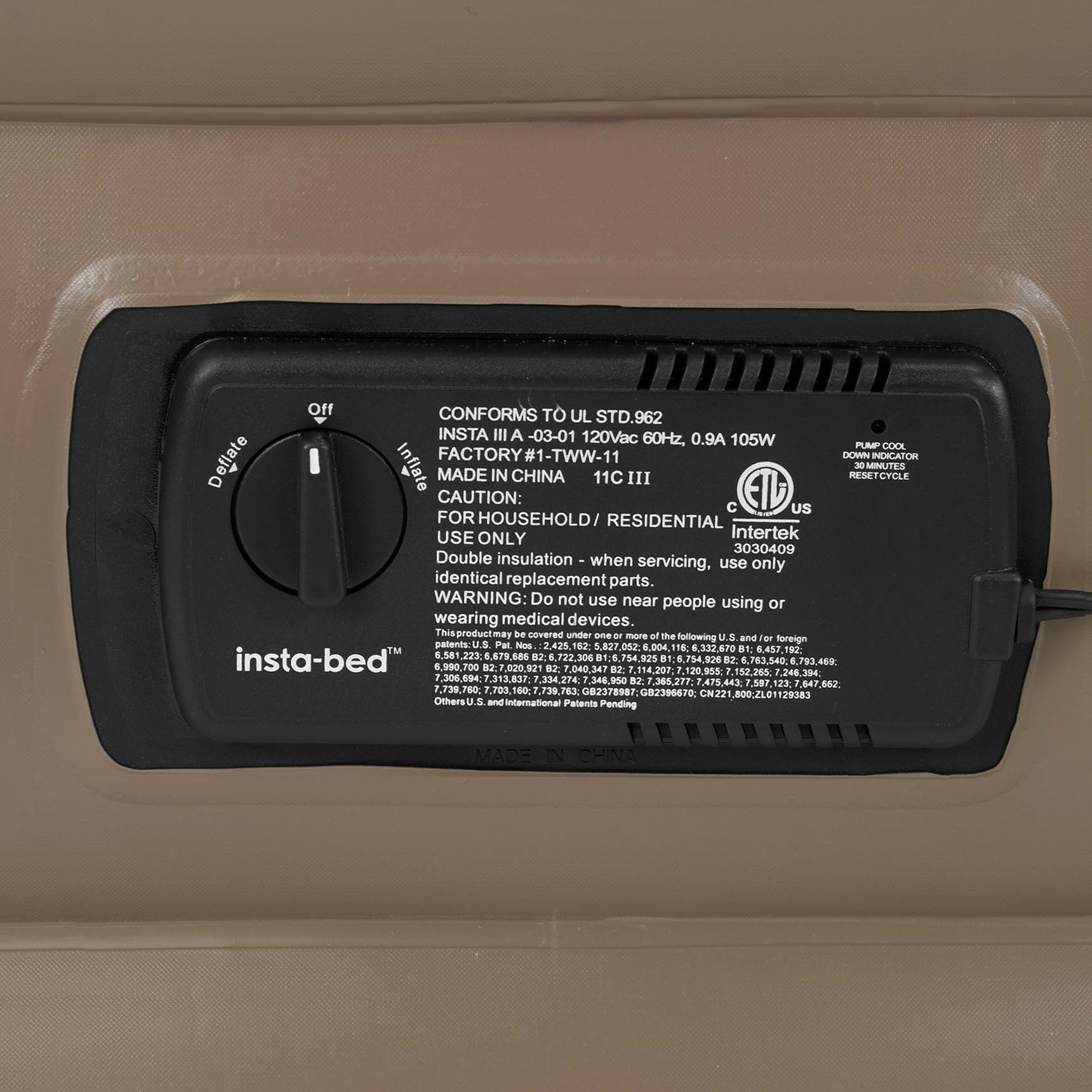 Insta-Bed Raised Twin Air Bed Mattress with Built-In Air Pump (Open Box)