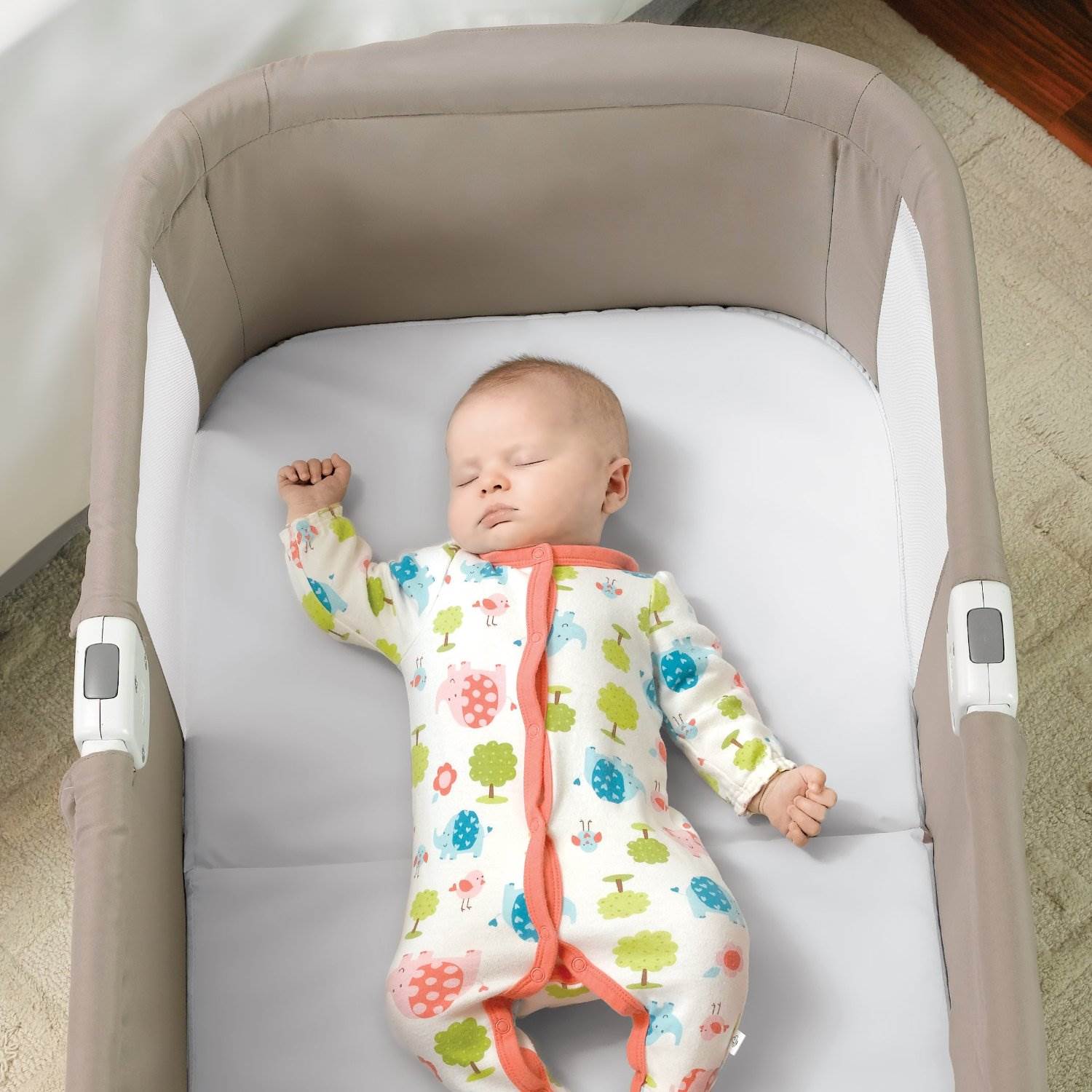 Chicco Lullago Folding Infant Baby Portable Crib Bassinet | Pistachio (Open Box)