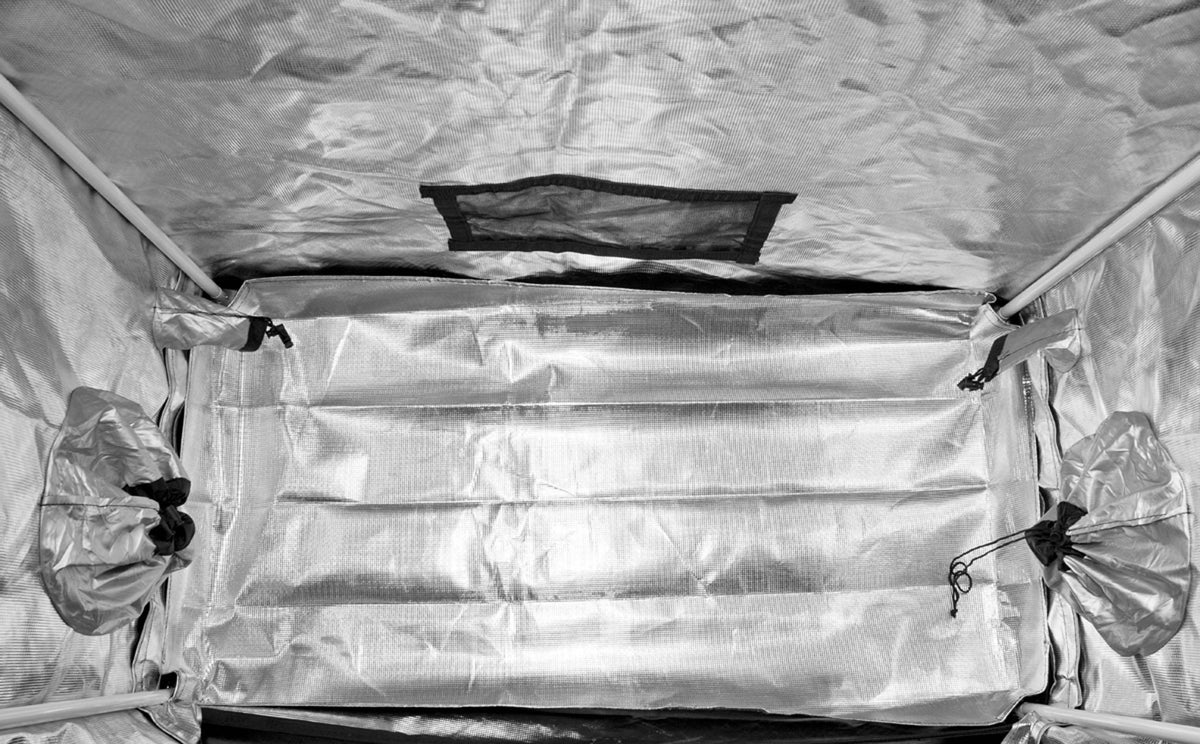 Gorilla Grow Tent 2' x 4' Indoor Hydroponic Greenhouse Garden Room | Used