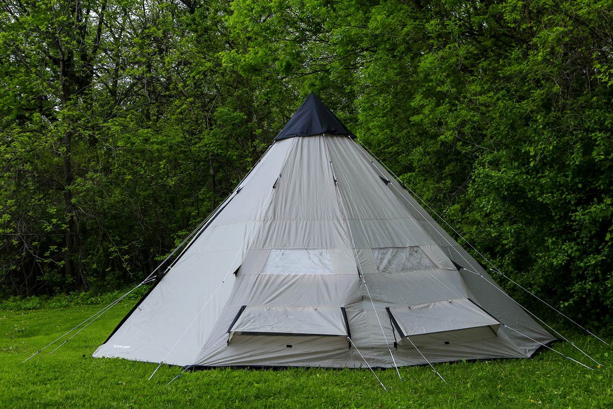Tahoe Gear Bighorn XL 12-Person 18' x 18' Teepee Cone Tent (Open Box)