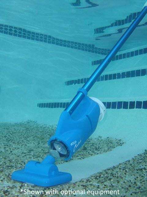 Water Tech Swimming Pool Blaster Catfish Battery Vacuum Cleaner, Telescopic Pole
