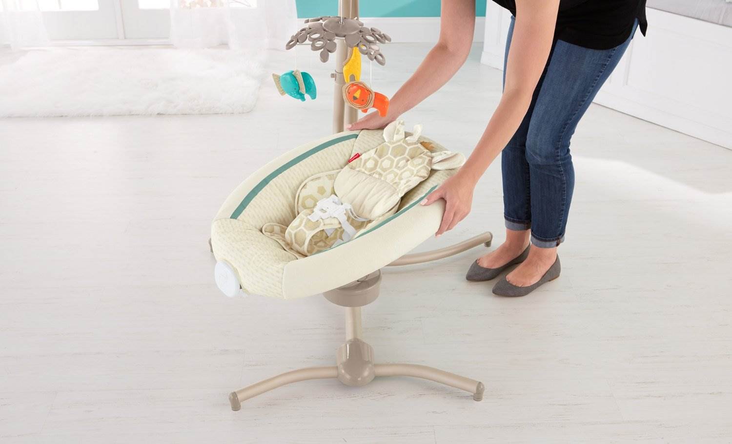 Fisher Price Soothing Savanna Cradle 'n Swing With Calming Vibrations (Open Box)