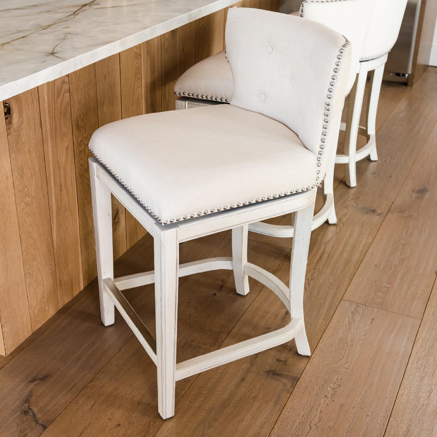 Maven Lane Hugo Tufted-Back Kitchen Swivel Stool White Oak, Counter Height(Used)