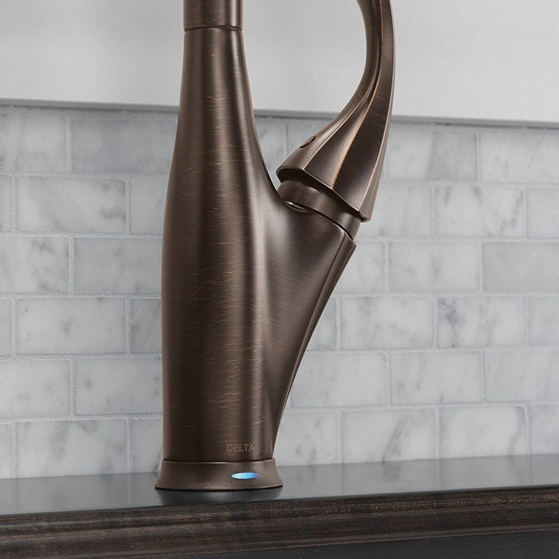 Delta Addison Single Handle Kitchen Faucet, Venetian Bronze (Open Box)