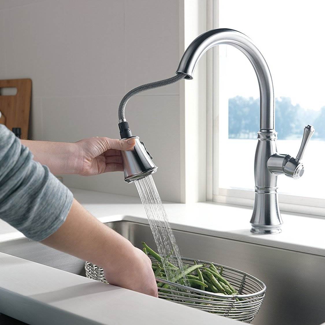 Delta Cassidy Single Handle Kitchen Faucet, Arctic Stainless (Incomplete)
