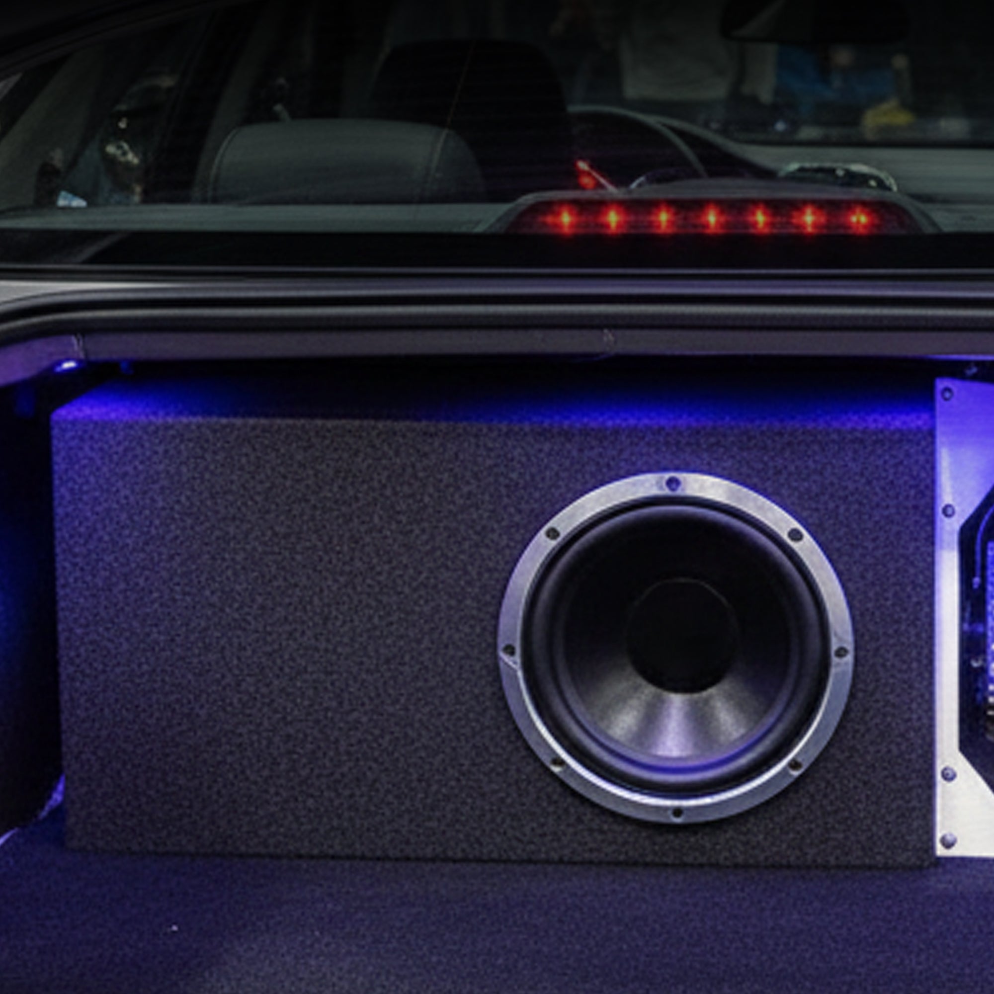 QPower HD112VL Single 12 Inch SPL XL Heavy-Duty Side Ported Subwoofer Enclosure