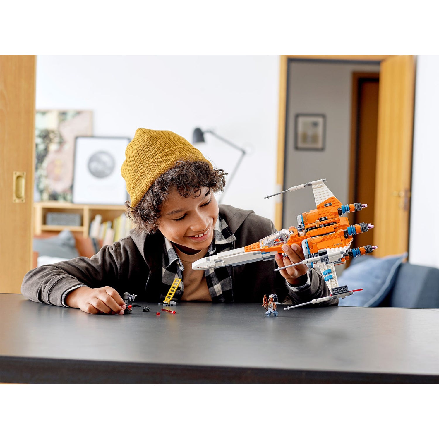 LEGO 75273 Star Wars Poe Dameron's X Wing Fighter Building Set (761 Pieces)