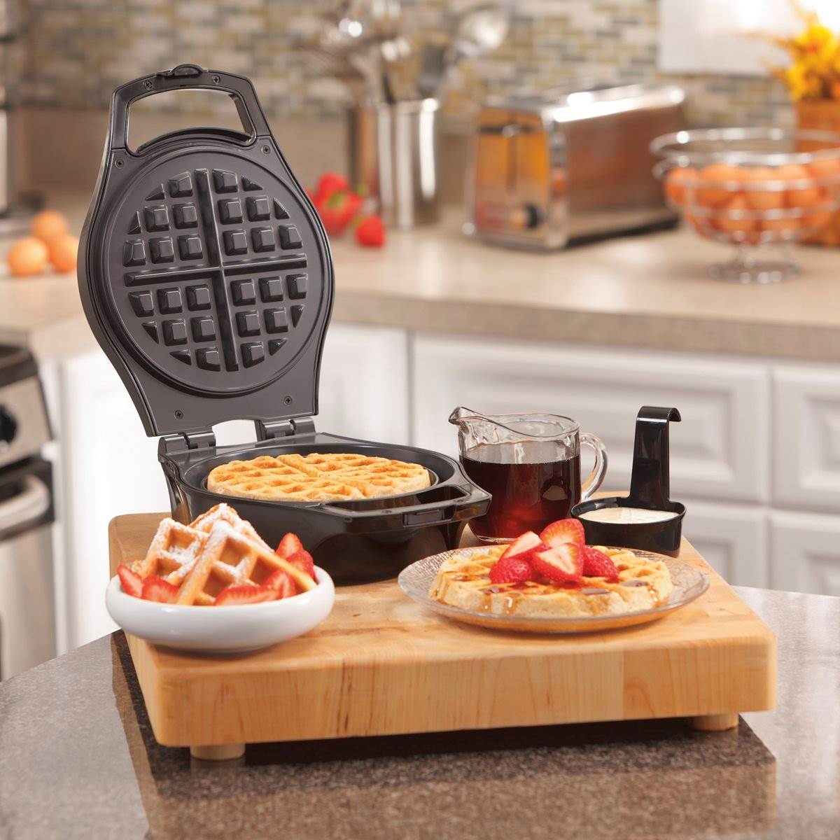 Hamilton Beach 12-Cup Coffee Maker + Proctor Silex Belgian Style Waffle Maker