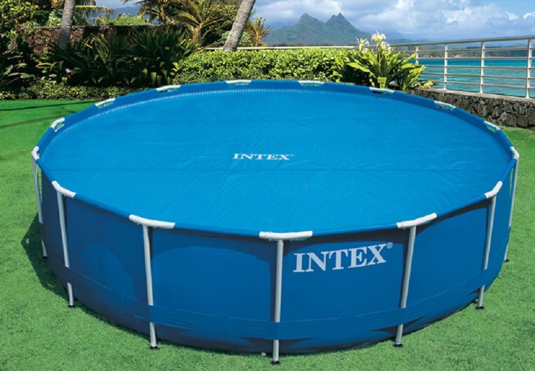 Intex 15' x 42" Inflatable Swimming Pool w/ pool set and Intex 15-Ft Pool Cover