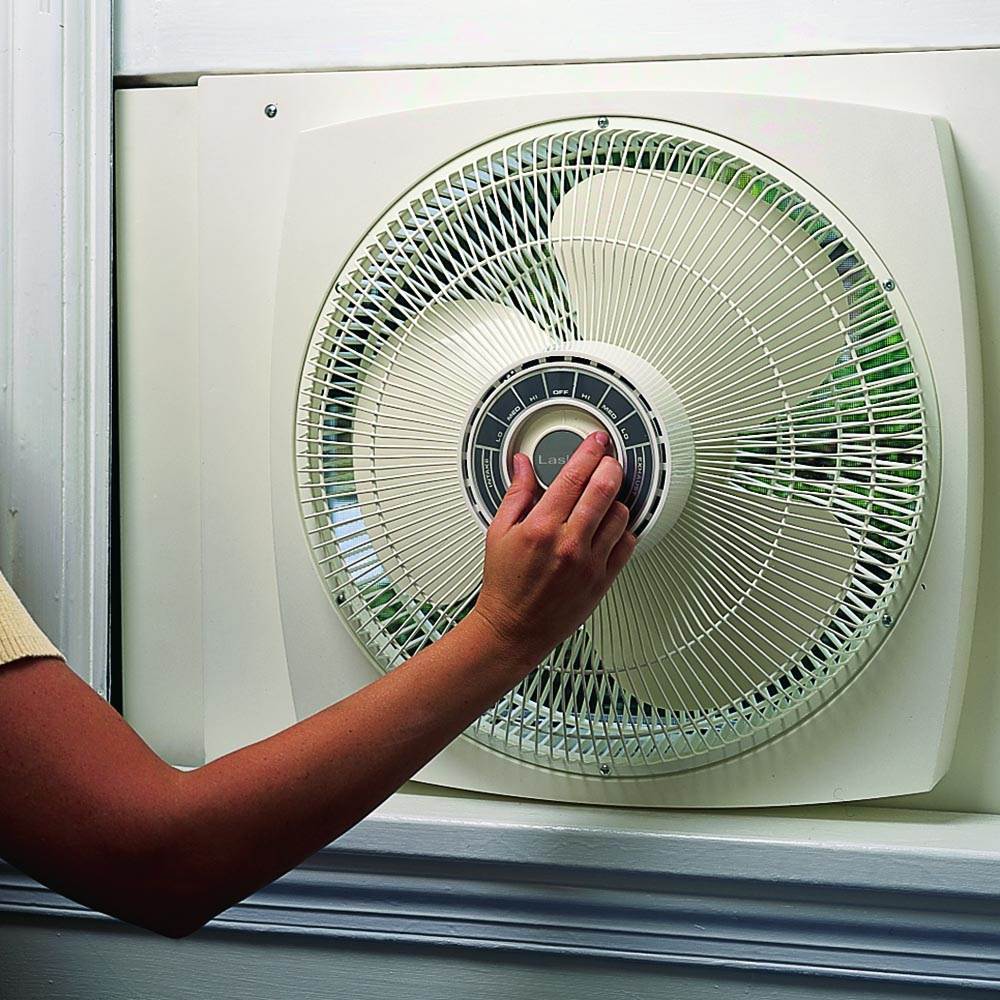 Lasko 16 Inch 3 Speed Powerful Home Electric Reversible Window Fan, White (Used)