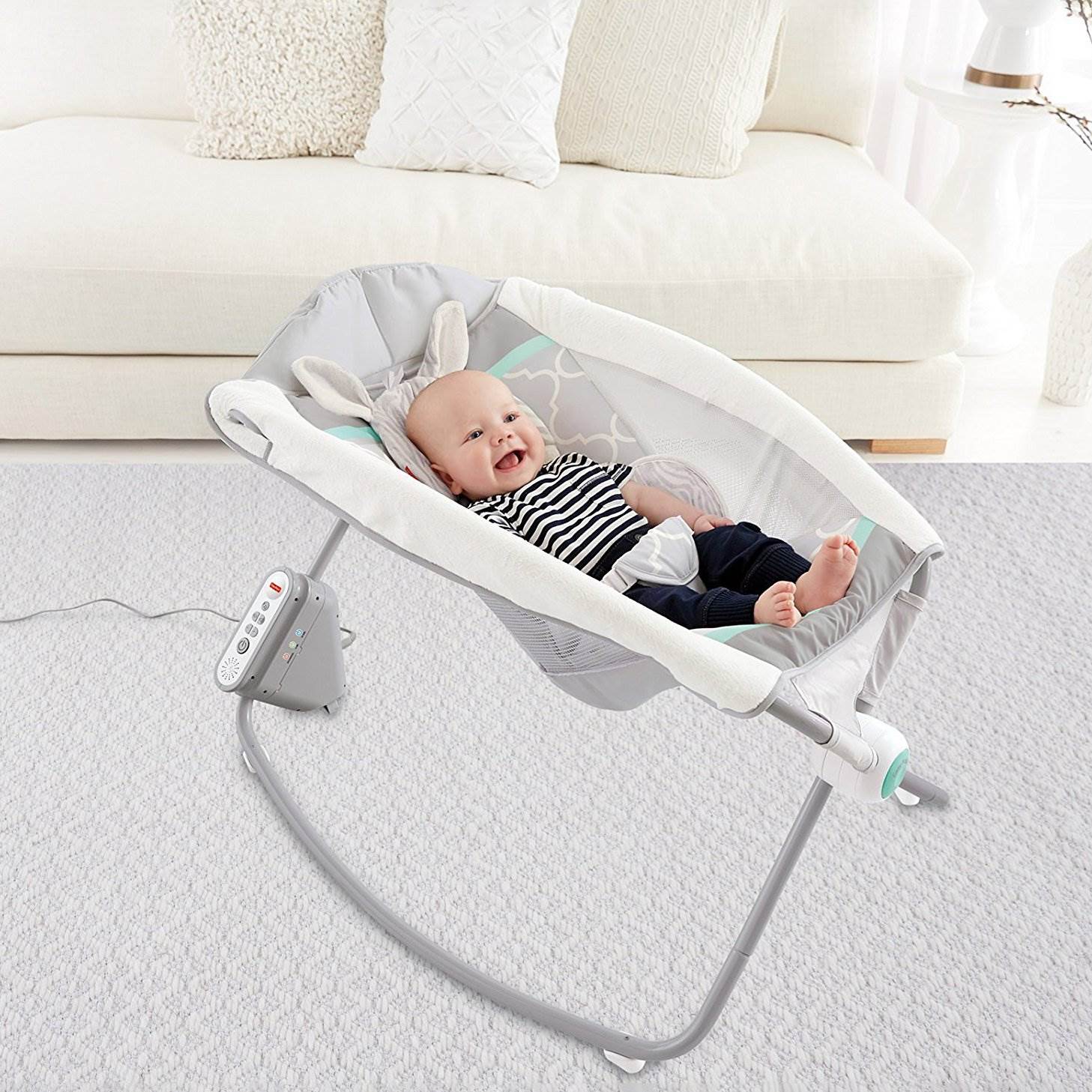 Fisher Price Safari Dreams Deluxe Singing Auto Rock n Play Sleeper (Open Box)