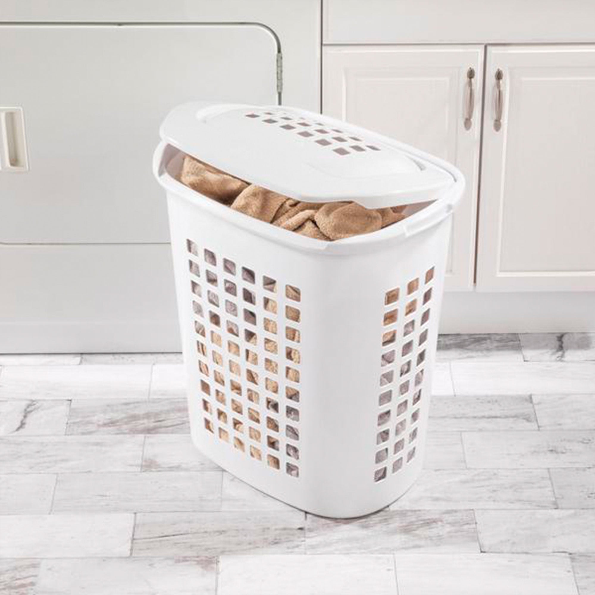 Sterilite 2.3 Bushell 81 Liter Lift Top XL Laundry Basket Hamper, White