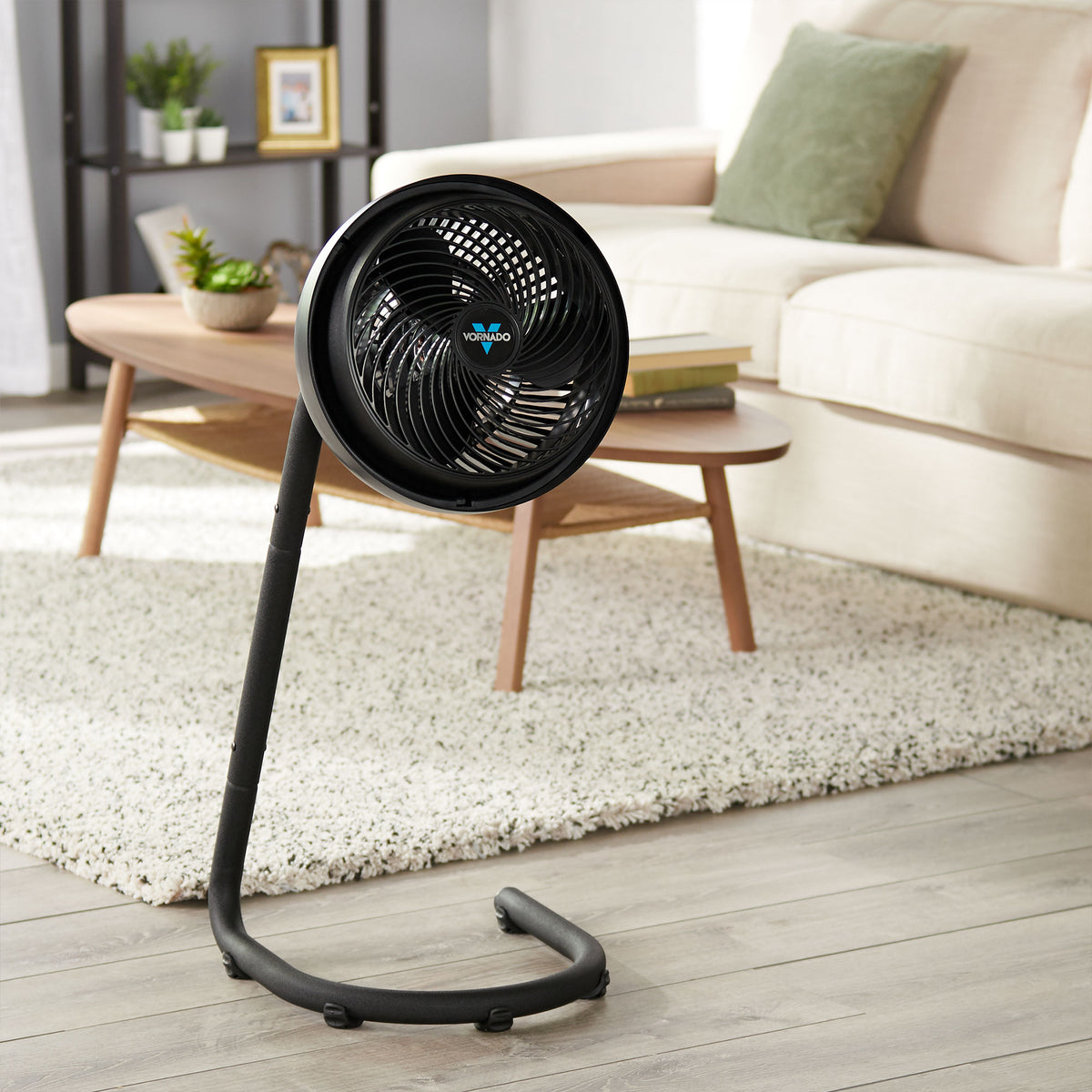Vornado 783 Large 3-Speed Vortex Whole Room Air Circulator Fan, Black (Used)