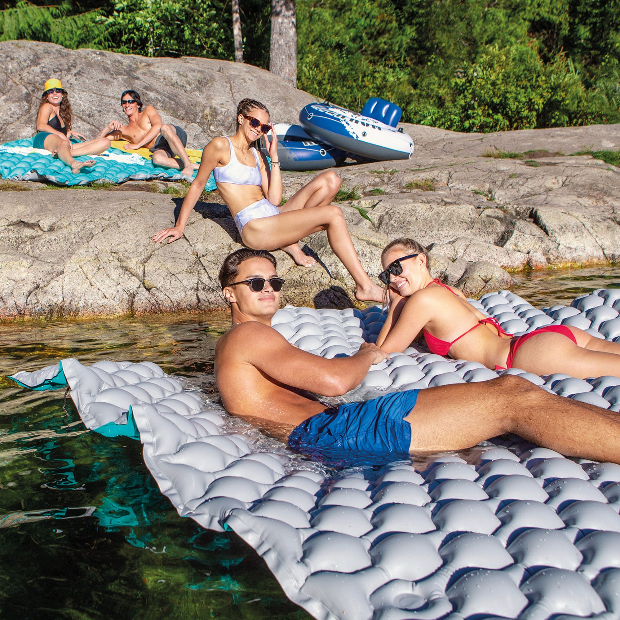 Intex Giant 9.5' Inflatable Floating Swimming Pool Lake Mat Platform Pad (Used) - VMInnovations