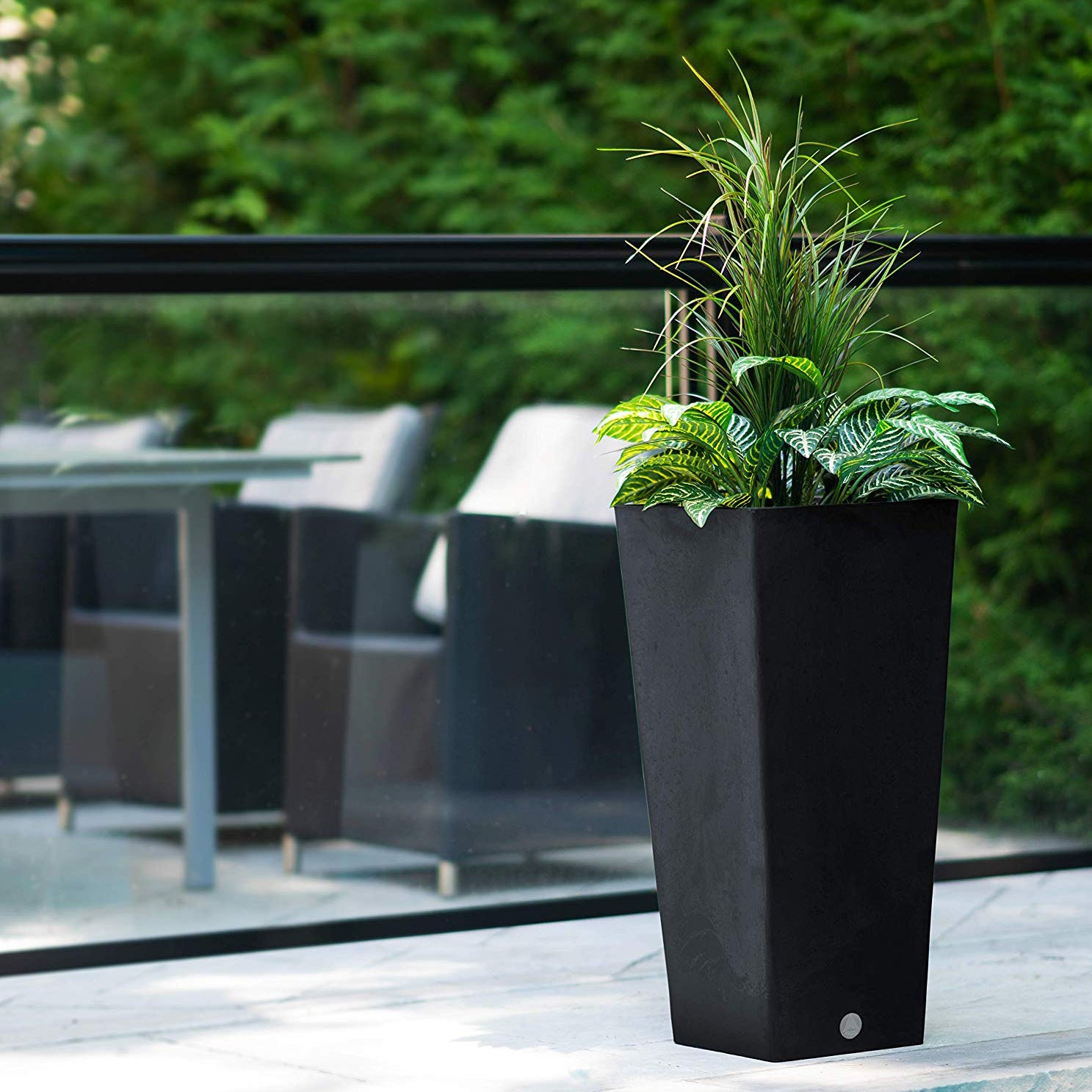 Algreen Valencia 31" Inside/Outside Square Planter Pot, Matte Black (Open Box) - VMInnovations