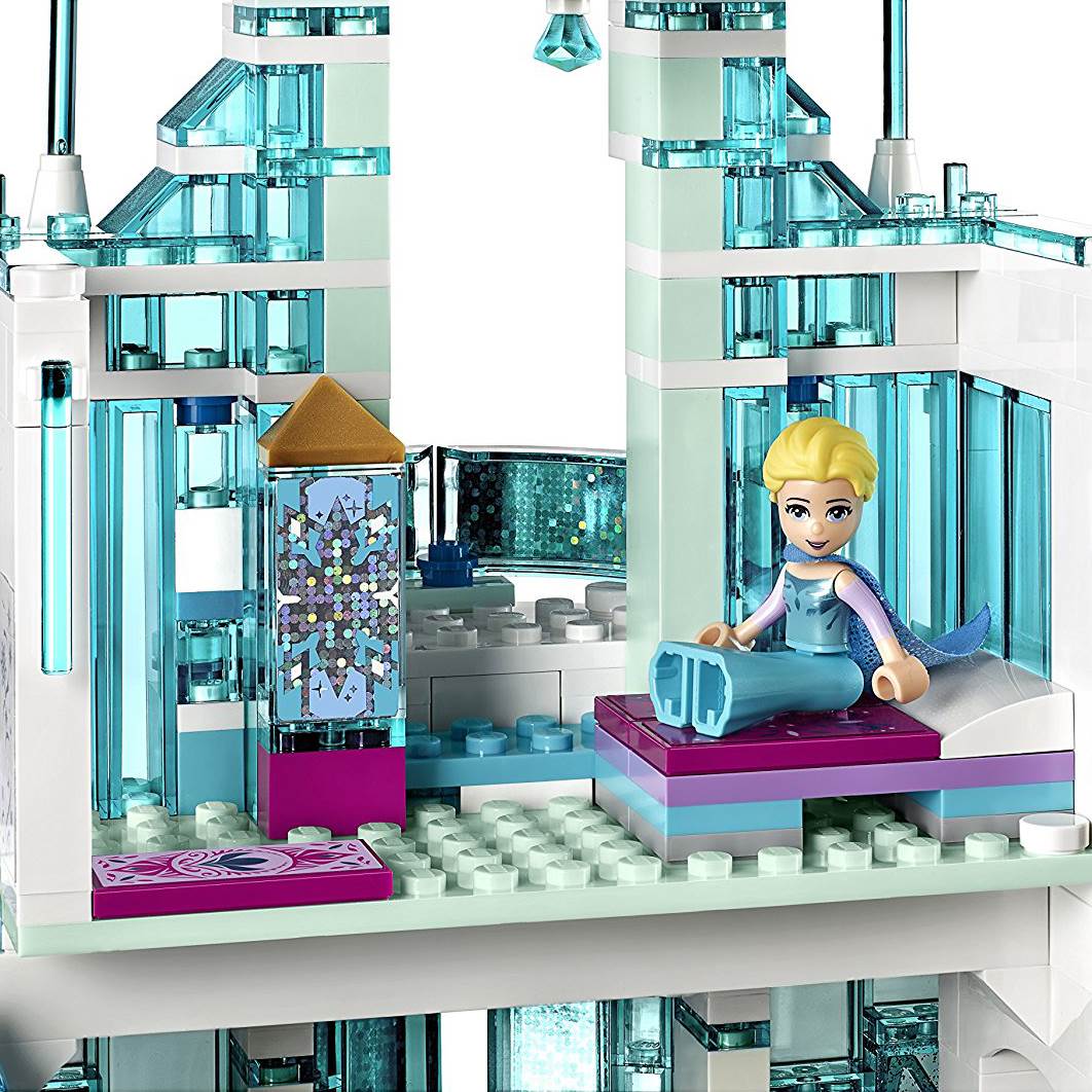 LEGO Disney Princess Elsa Frozen Magical Ice Palace Castle 701 Piece Build Kit