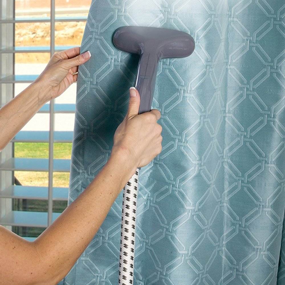 SteamFast Deluxe Fabric Garment & Clothing Portable Steamer SF-540 (Open Box)