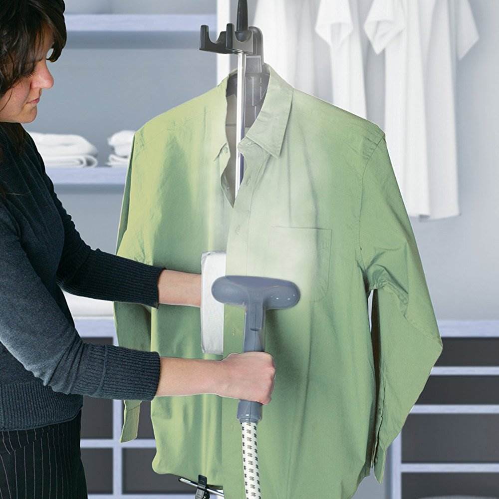 SteamFast Deluxe Fabric Garment & Clothing Portable Steamer SF-540 (Open Box)
