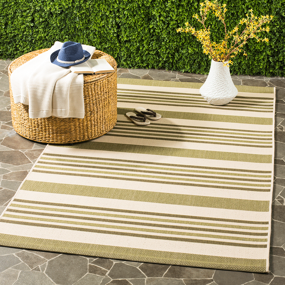 Safavieh Courtyard Beige/Green 5' x 8' Indoor/Outdoor Patio Area Rug (Open Box)