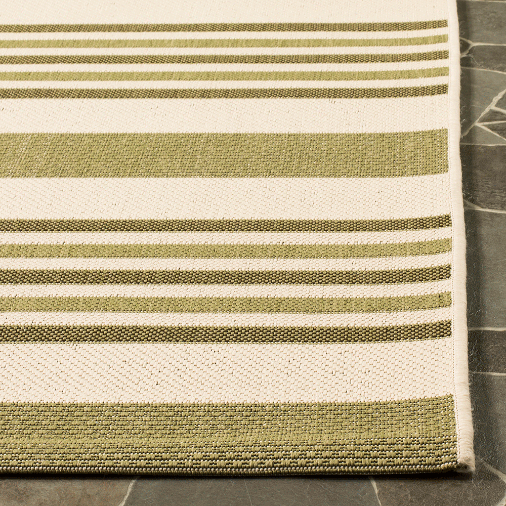 Safavieh Courtyard Beige/Green 5' x 8' Indoor/Outdoor Patio Area Rug (Open Box)