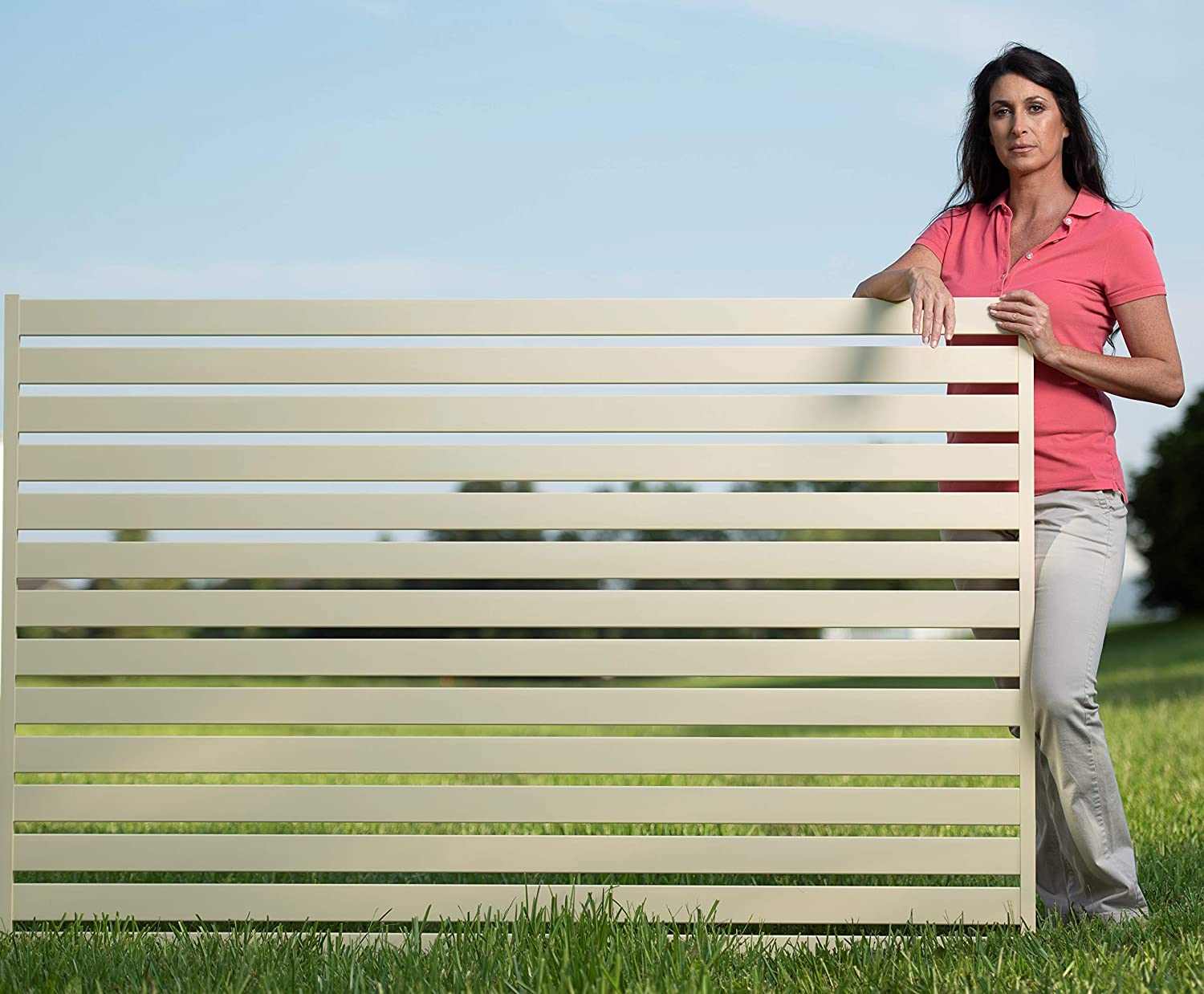 Stratco 8 x 6 Foot Quick Screen Aluminum Horizontal Slat Fence System, White