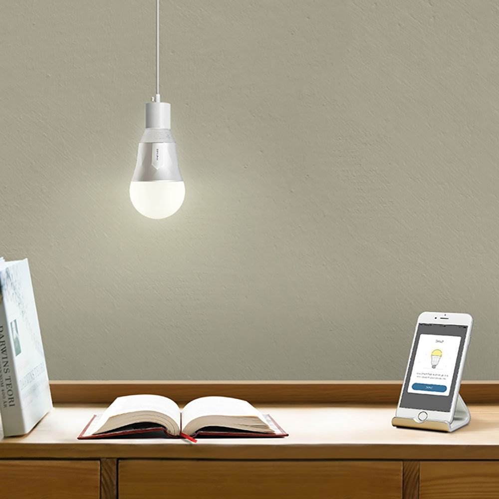 TP-Link Smart Wi-Fi LED Dimmable White Bulb with Voice App Control (Open Box)