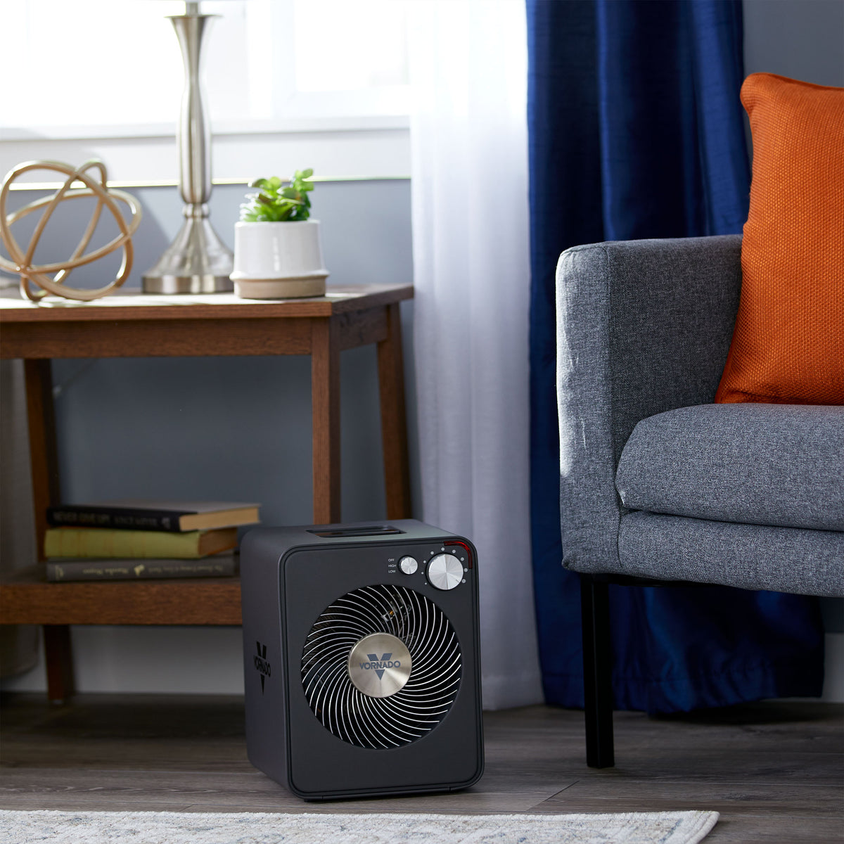 Vornado 2 Setting Vortex Circulation Sleek Metal Room/Space Heater, Black (Used)