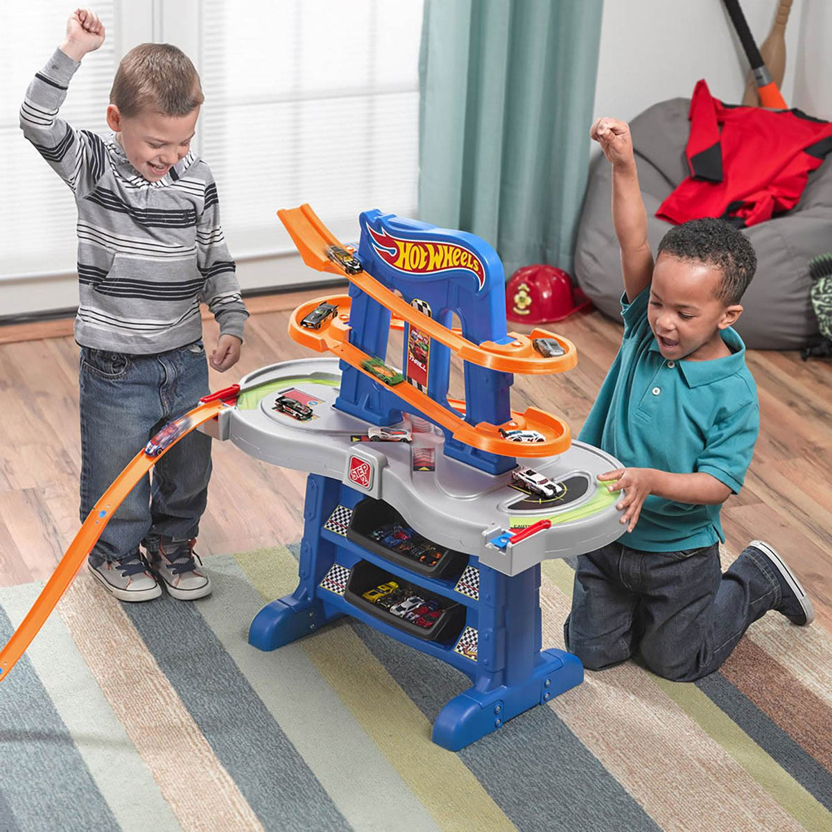 Step2 Children Kids Hot Wheels Road Rally Raceway Car Track Activity Play Table