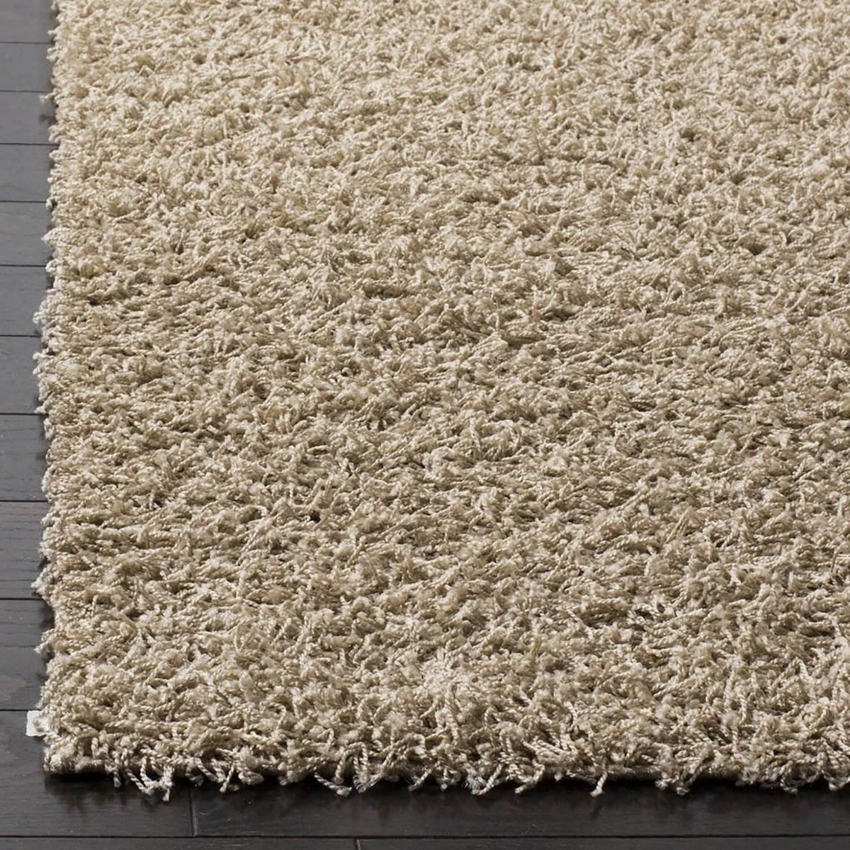 Safavieh Athens Shag Collection 5' x 7' Indoor Carpet Area Rug, Beige (Open Box)