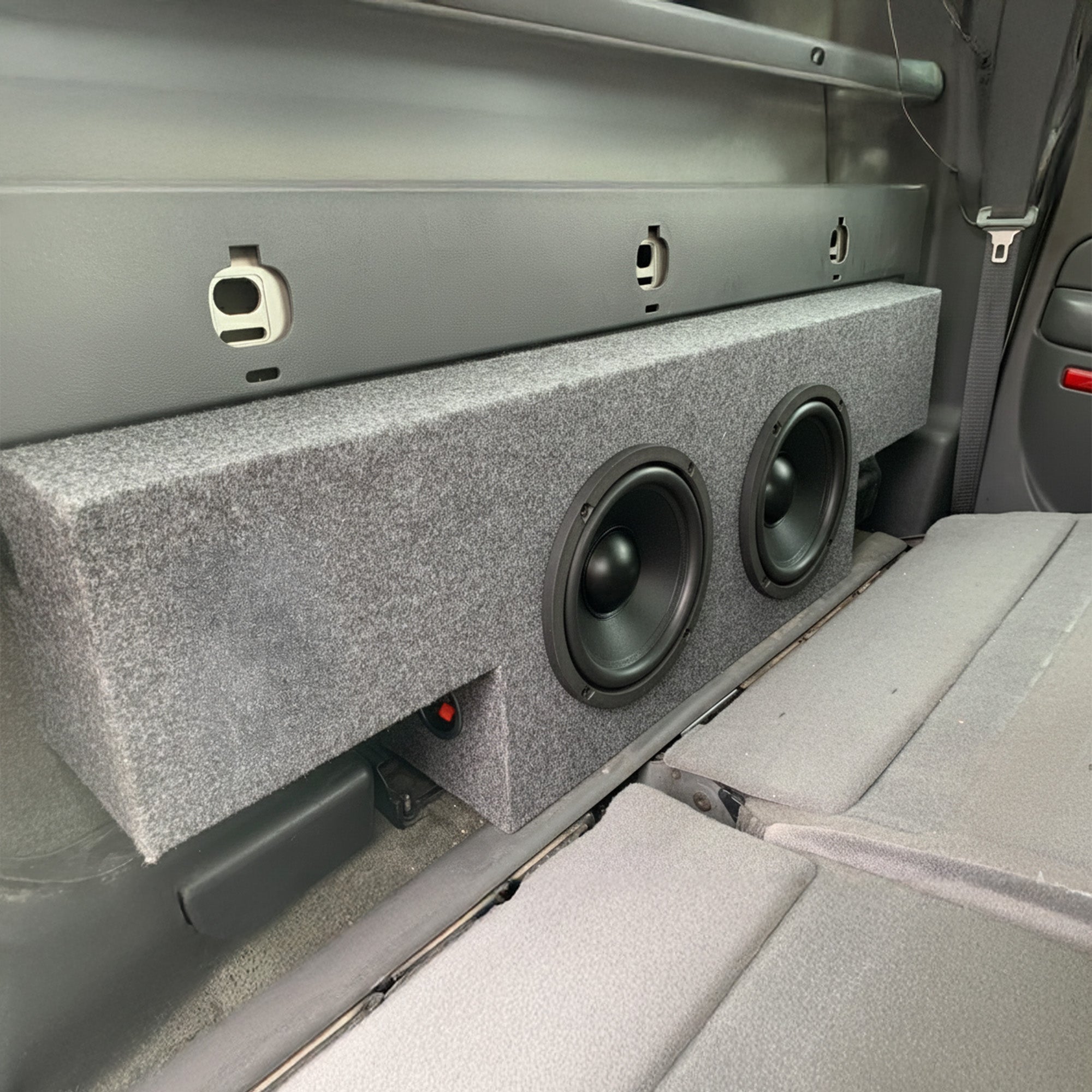 QPower GMC Chevy 2004 - 2006 Crew Cab Behind Seat Dual 10" Subwoofer Box (Used) - VMInnovations