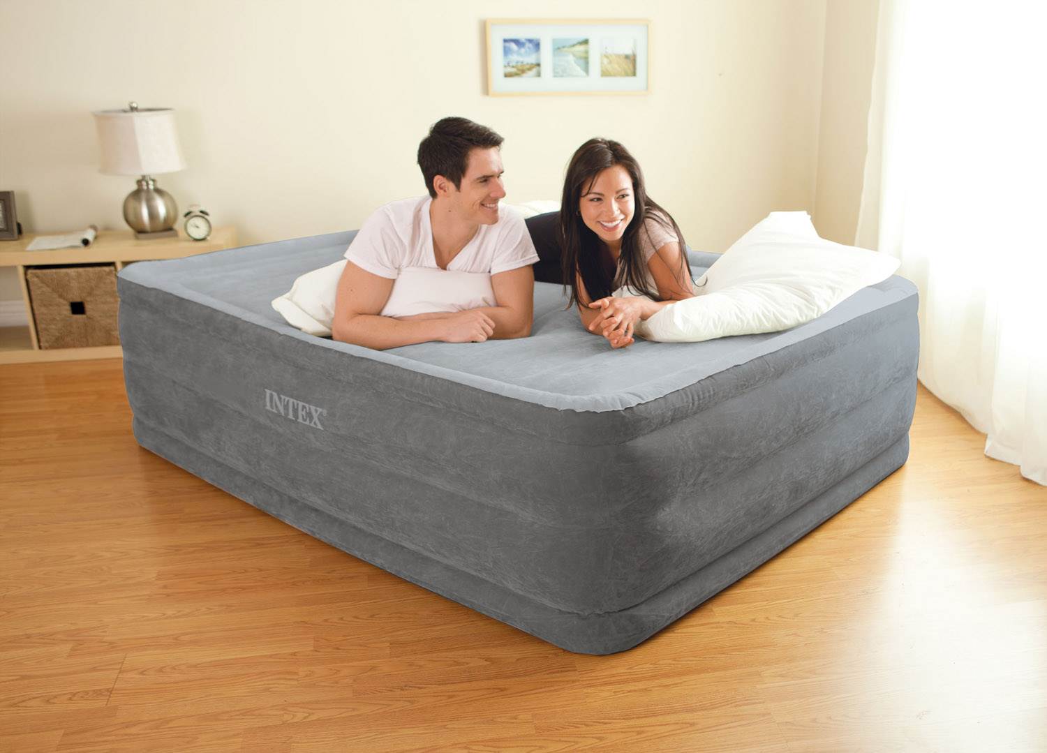 Intex Comfort Plush High Rise Dura-Beam Air Bed Mattress w/ Built-In Pump, Queen - VMInnovations