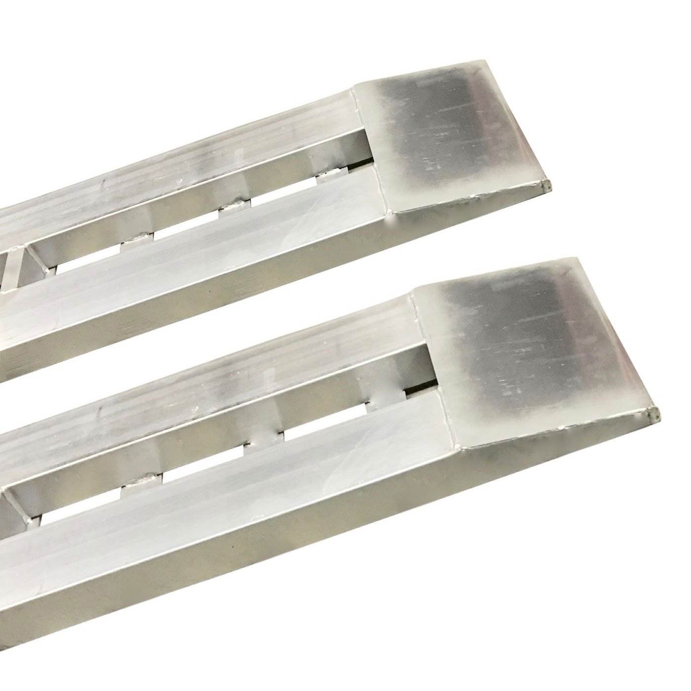 GEN-Y 7 Foot 6,000 Pound Aluminum Truck Bed Straight ATV Loading Ramps (Used)