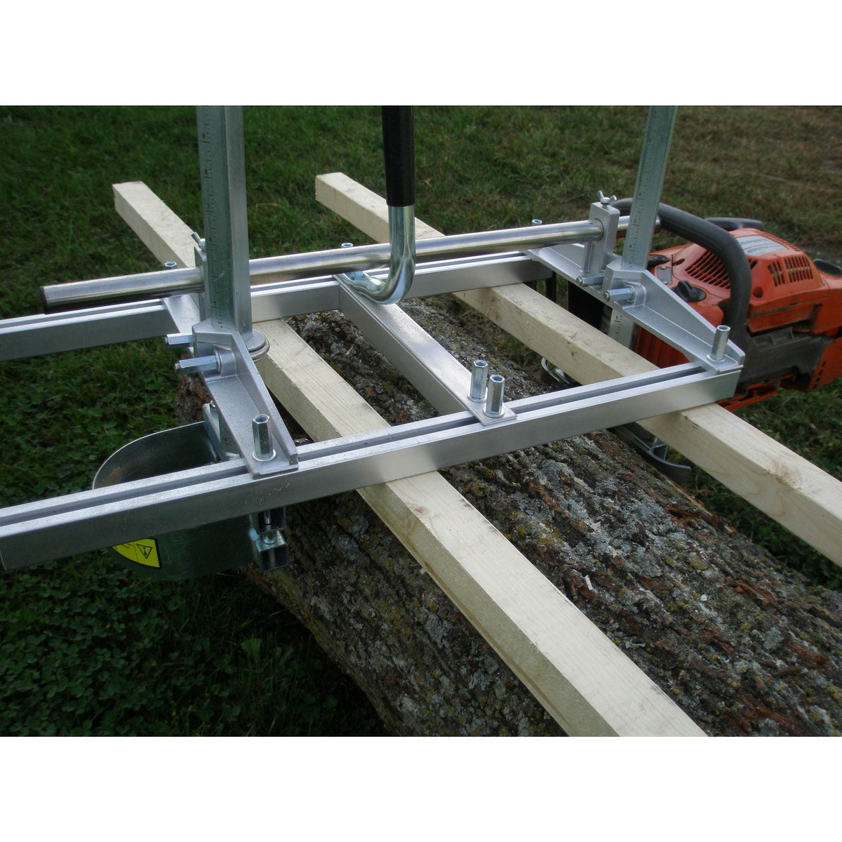 Timber Tuff 24-Inch Portable Planking & Milling Saw Mill (Open Box)
