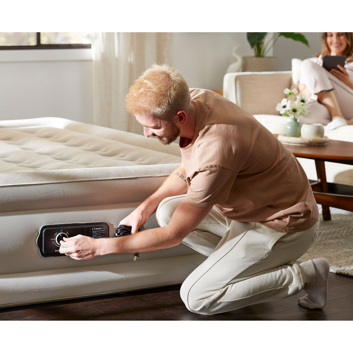 Insta-Bed Raised Queen Airbed Air Mattress w/Built In neverFlat Pump (For Parts)