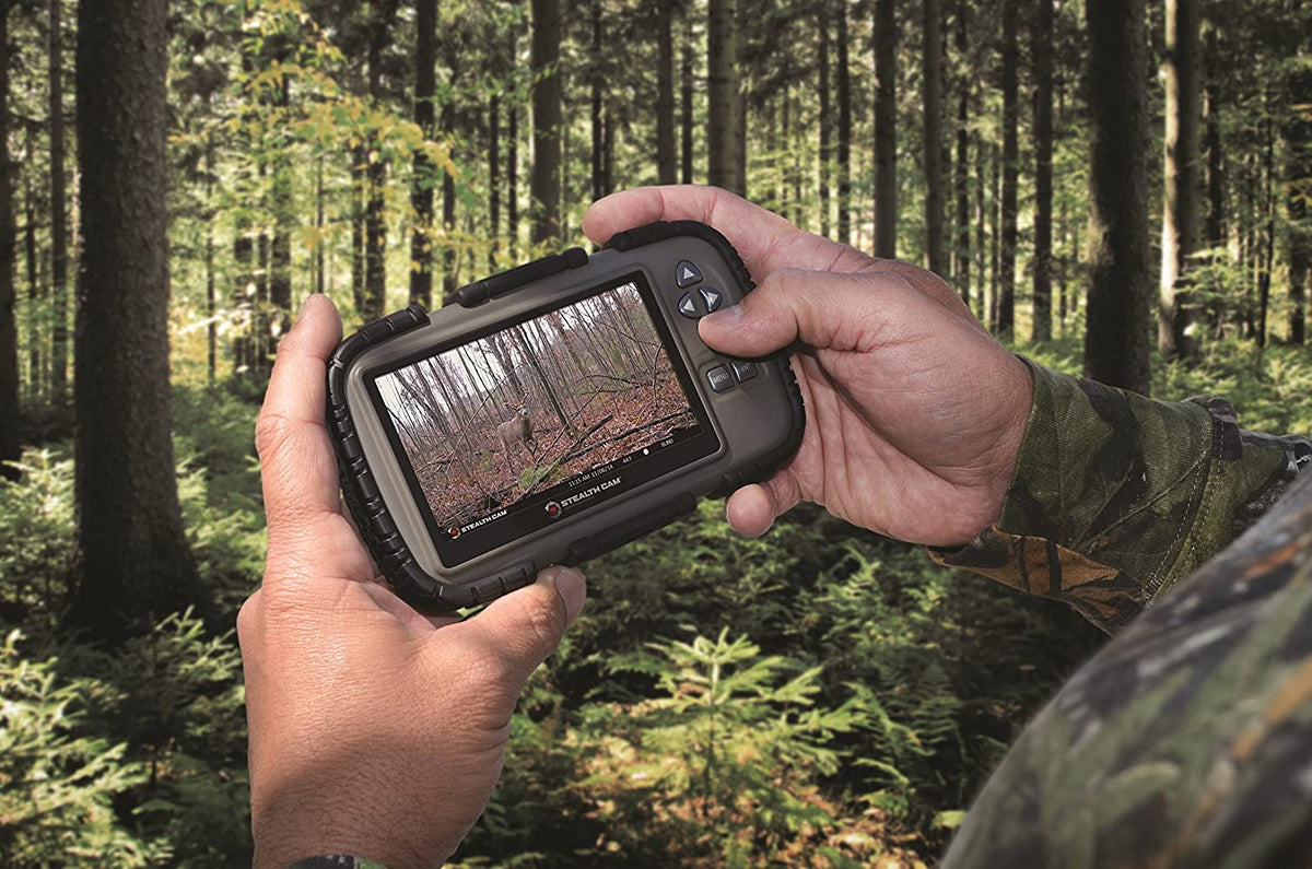Stealth Cam 4.3" LCD Screen Game Photo Viewer & SD Card Reader (Open Box)