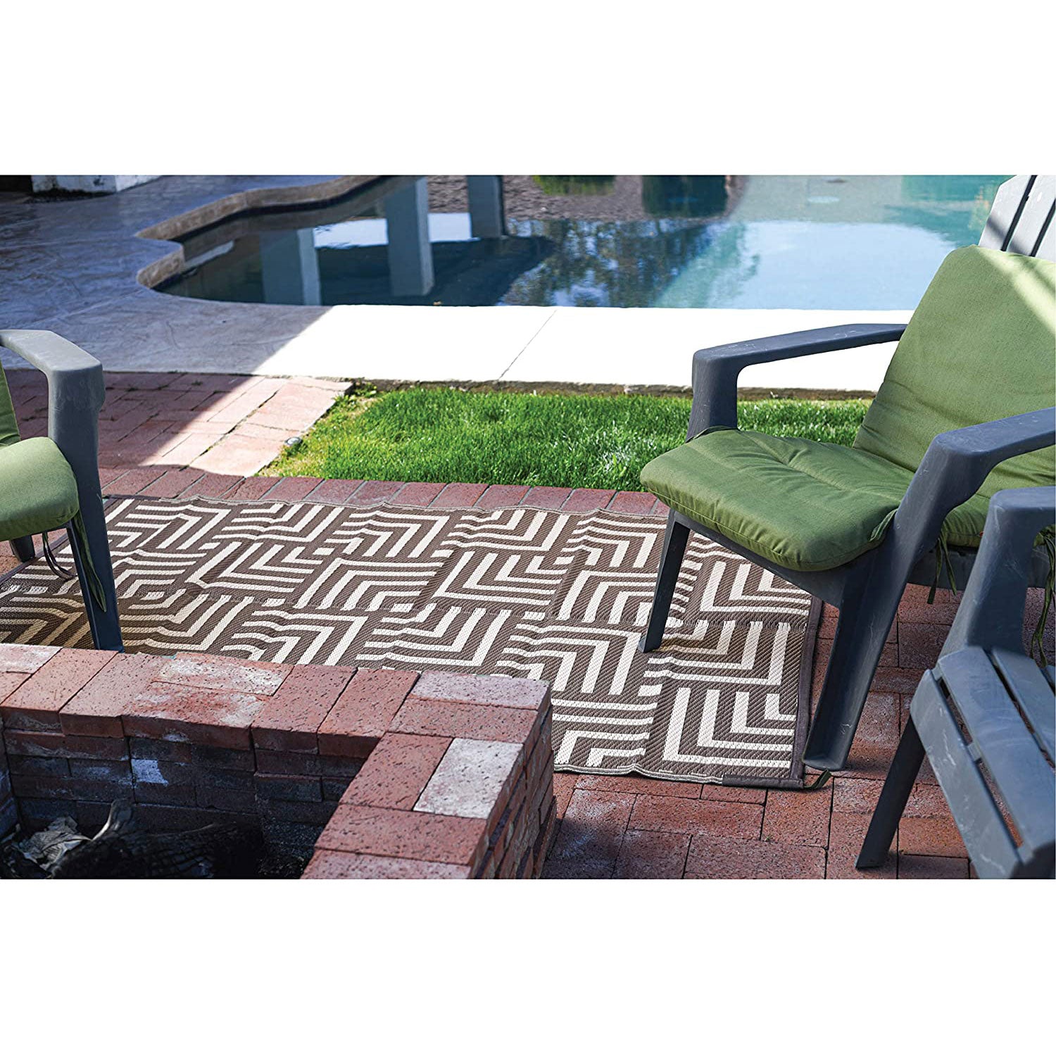 Reversible Mats 8 x 5 Foot Polypropylene Pattern Patio Rug Brown/Beige(Open Box)