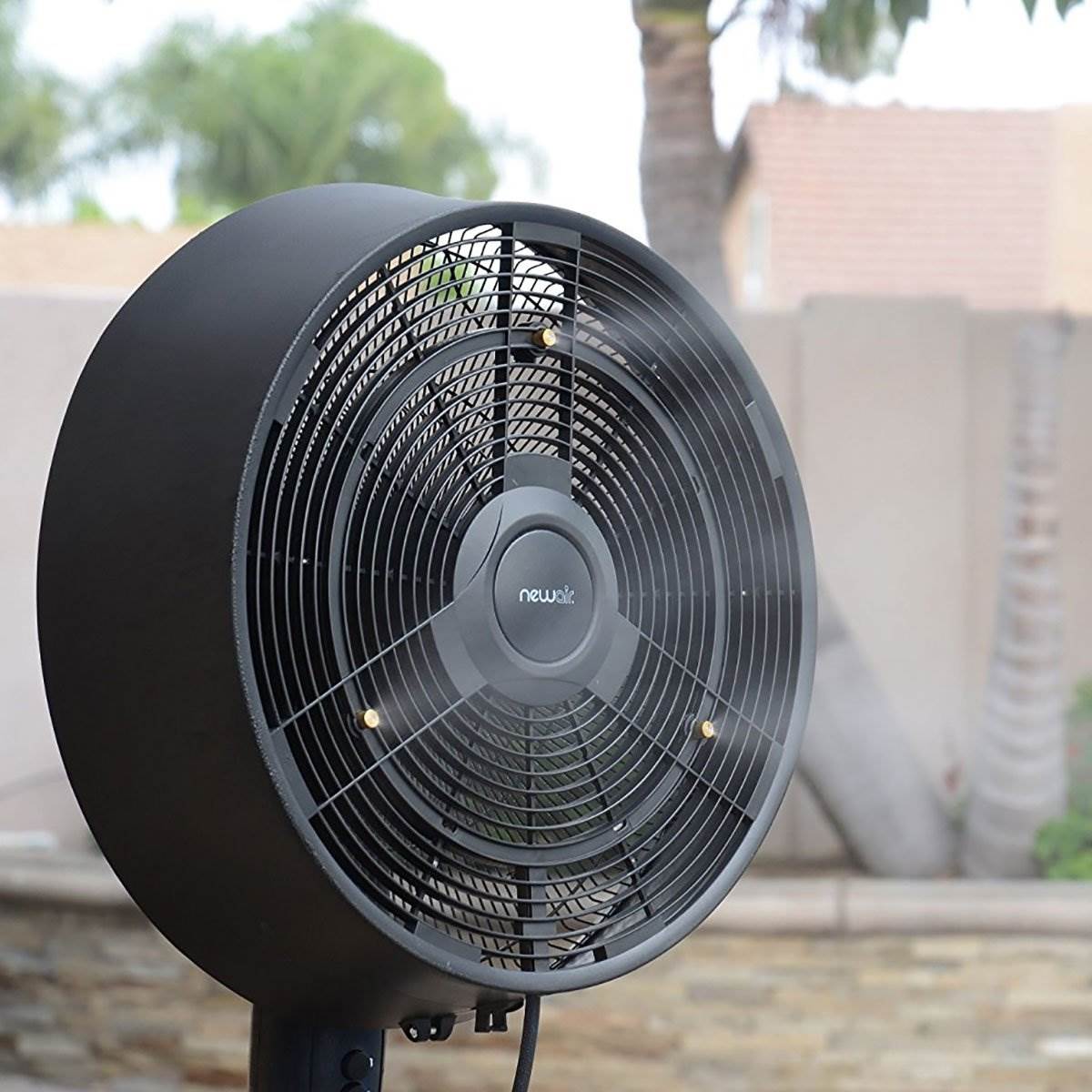 NewAir 18 In Ultra Quiet 3 Speed Outdoor Oscillating Misting Fan, Black (Used)