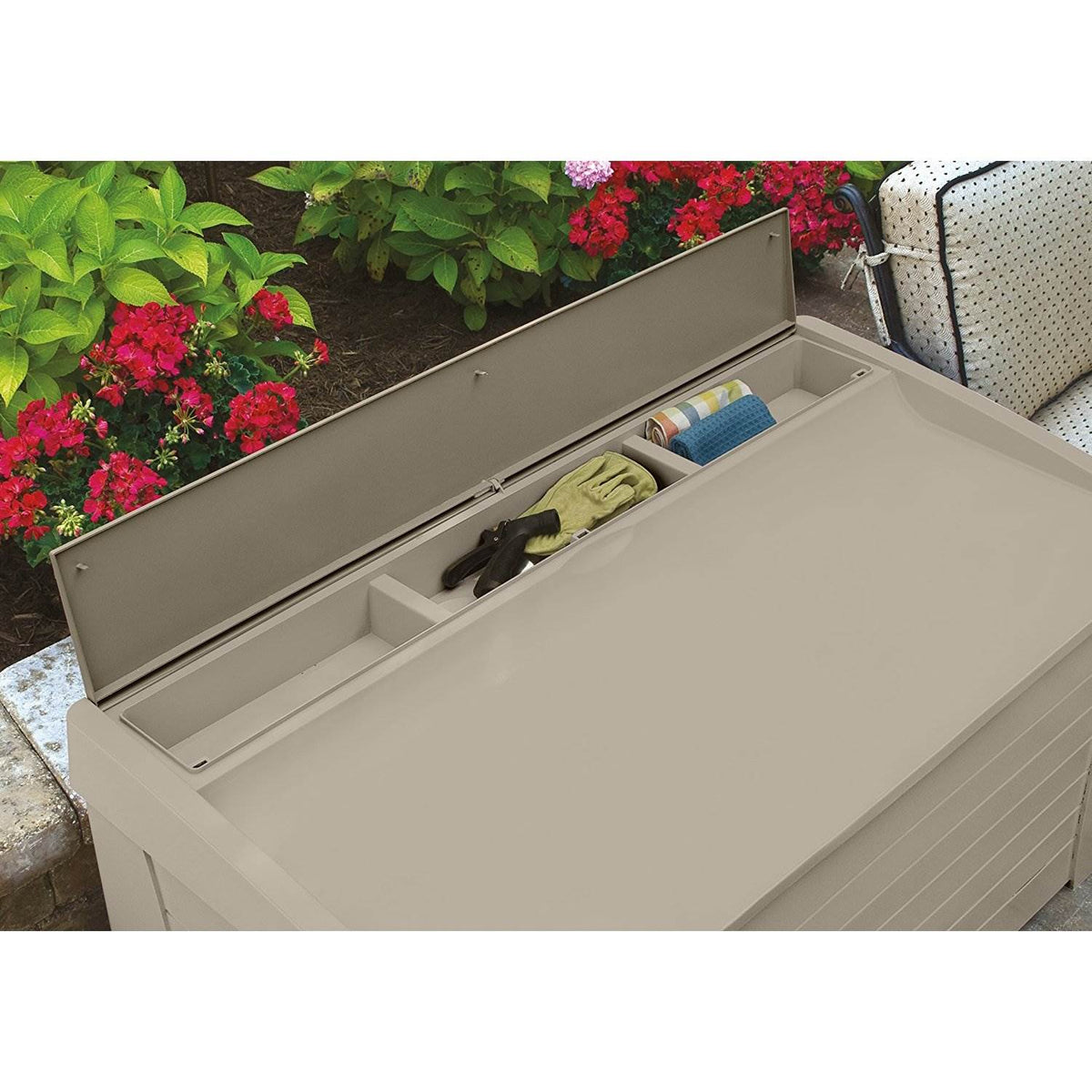 Suncast 127 Gallon Capacity Resin Patio Storage Deck Box w/ Seat (Open Box)