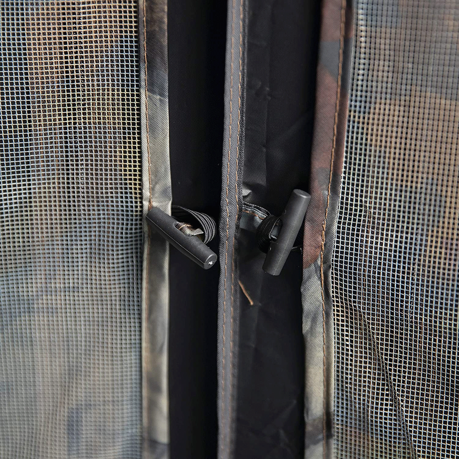 Barronett Blinds 200 Pop Up Hunting Blind Shelter Bloodtrail Woodland (Open Box) - VMInnovations