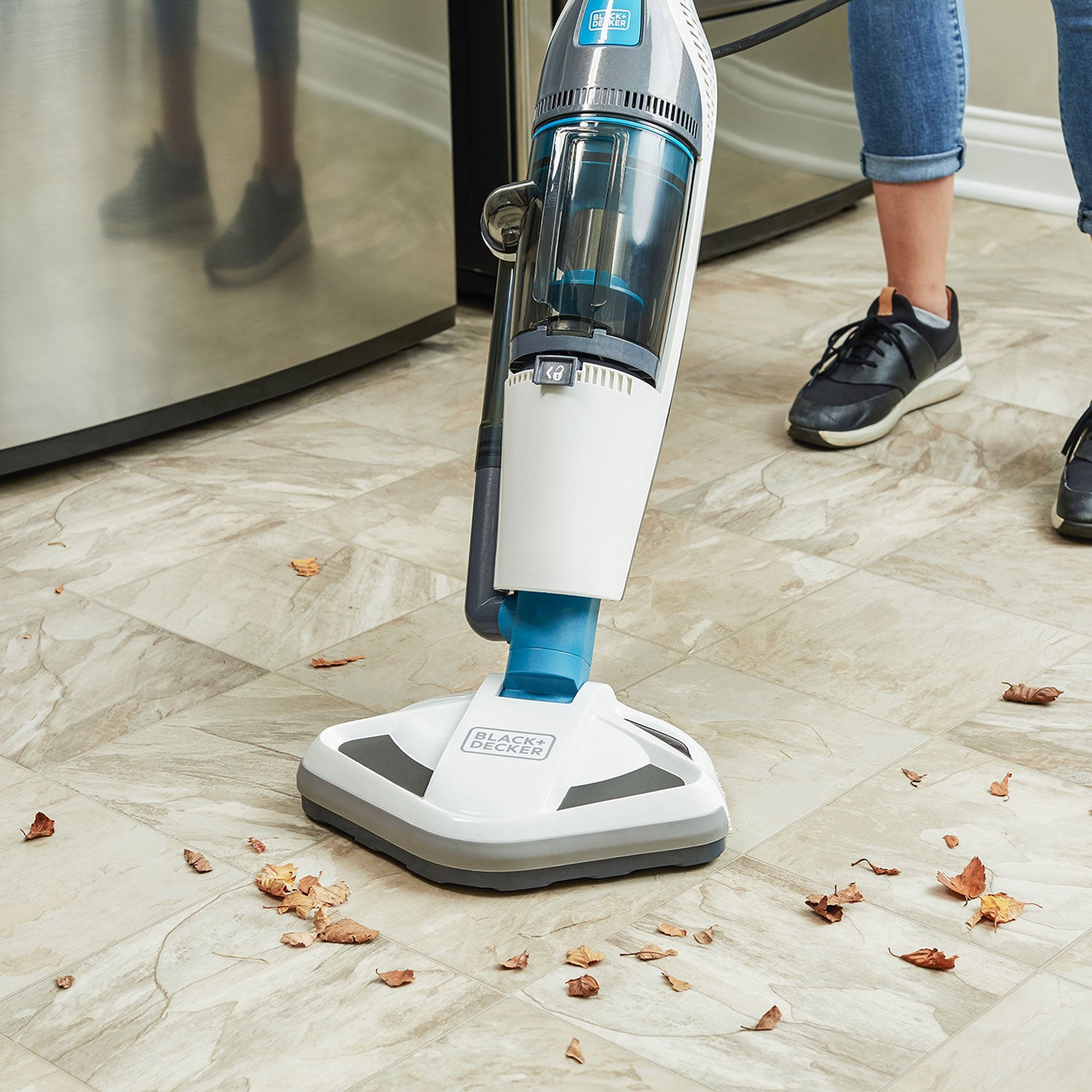 Black and Decker Steam Mop Vacuum Cleaner Duo w/ Upright Handheld Vacuum Cleaner