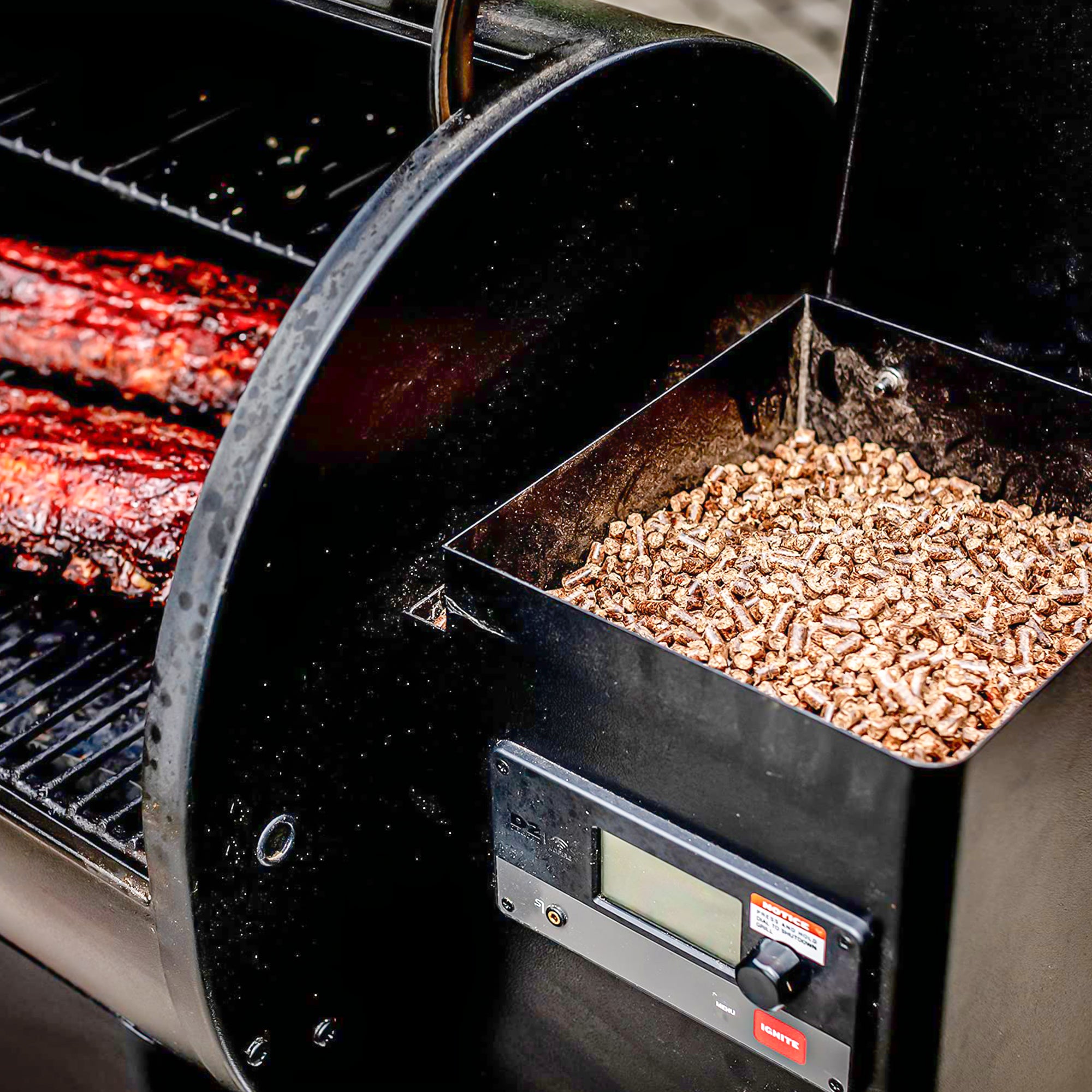Bear Mountain BBQ FB99 All-Natural Hardwood Gourmet Blend Smoker Pellets (Used) - VMInnovations