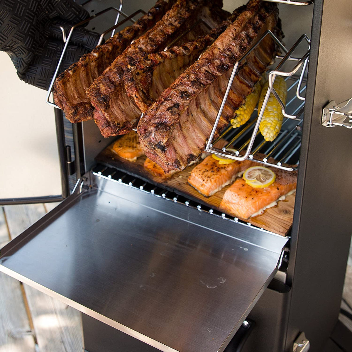 Broil King Smoke 4 Shelf Vertical Charcoal Cabinet Smoker, Black (Damaged)