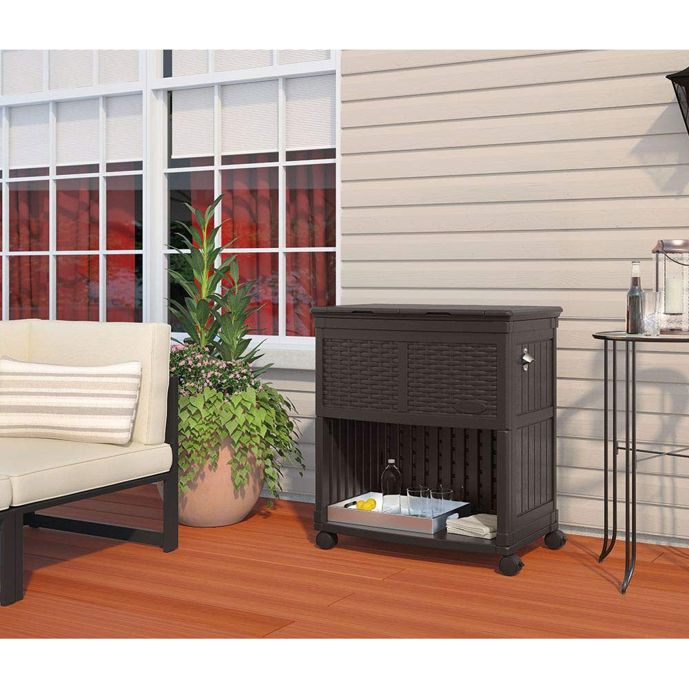 Suncast Outdoor Patio Deck Resin Entertaining Cooler Station, Java (Used)